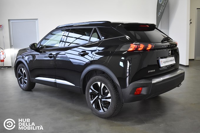 PEUGEOT 2008 BlueHDi 110 S&S Allure